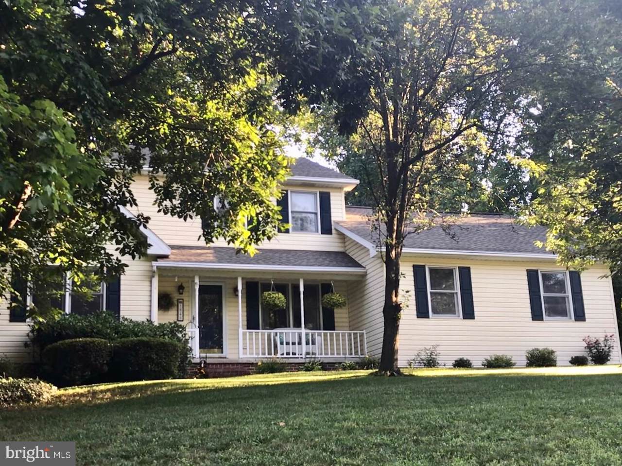 1848 Scarlett Lane - Photo 1