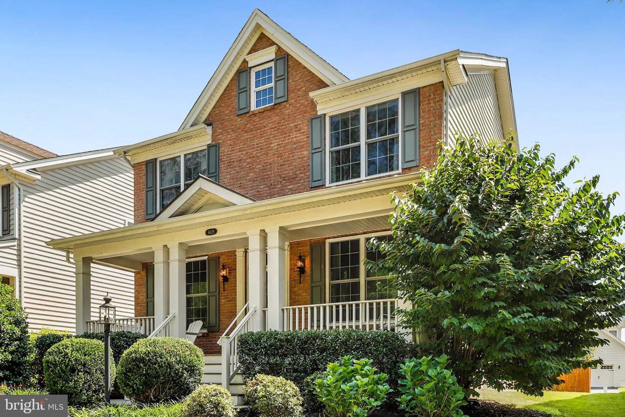 4629 Allens Mill Boulevard - Photo 1