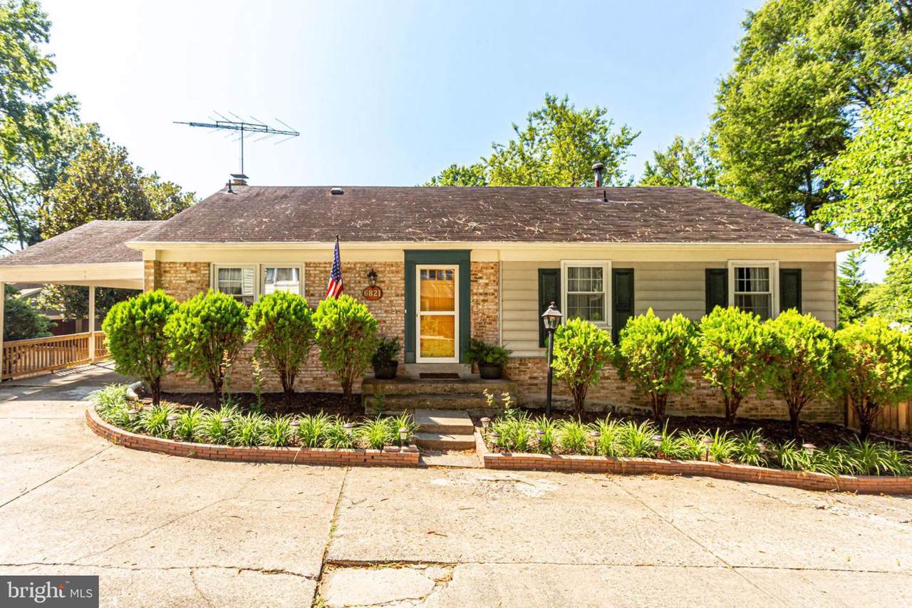 6821 Stoneybrooke Lane - Photo 1