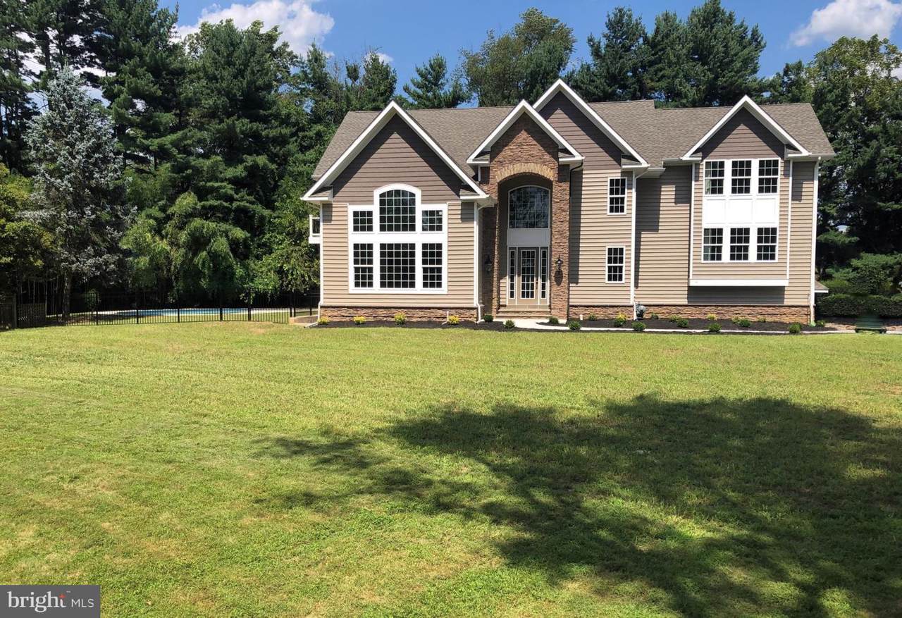 593 Newell Drive - Photo 1