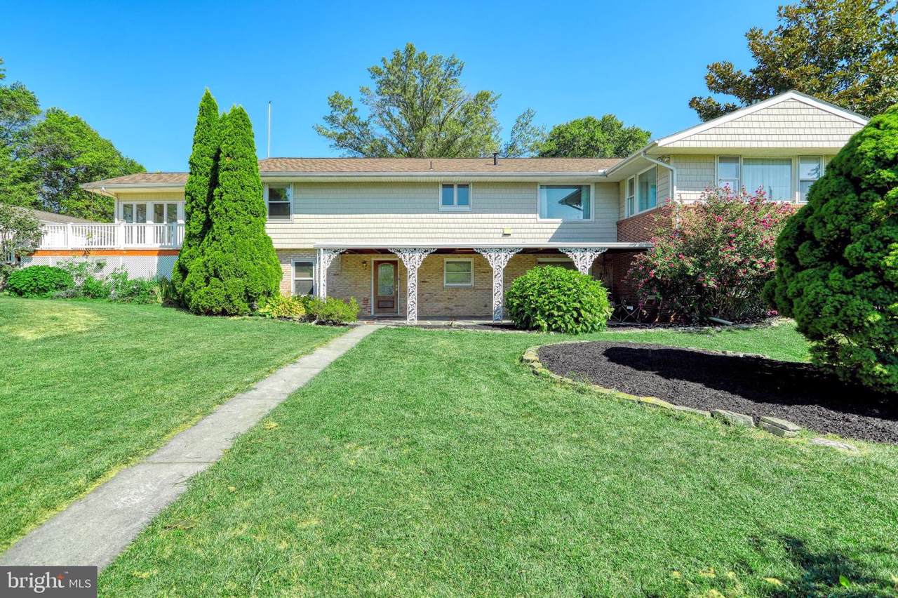 90 Alwine Avenue - Photo 1