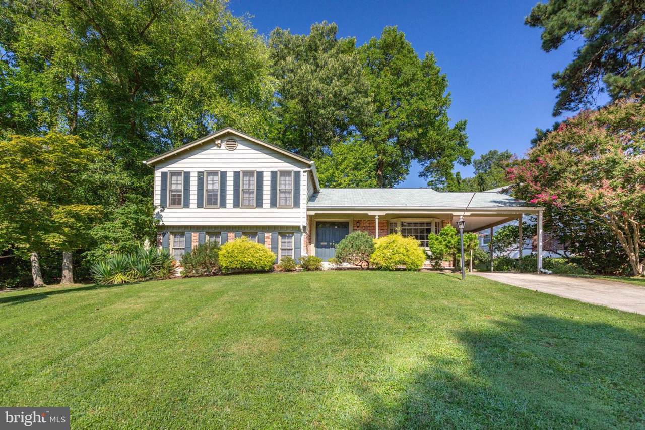 7010 Kingfisher Lane - Photo 1
