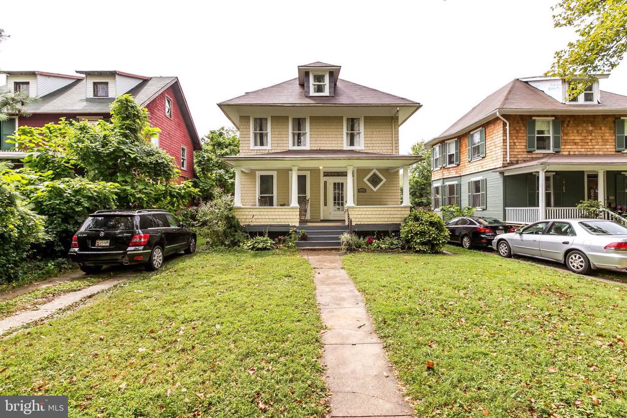 4906 Crowson Avenue - Photo 1