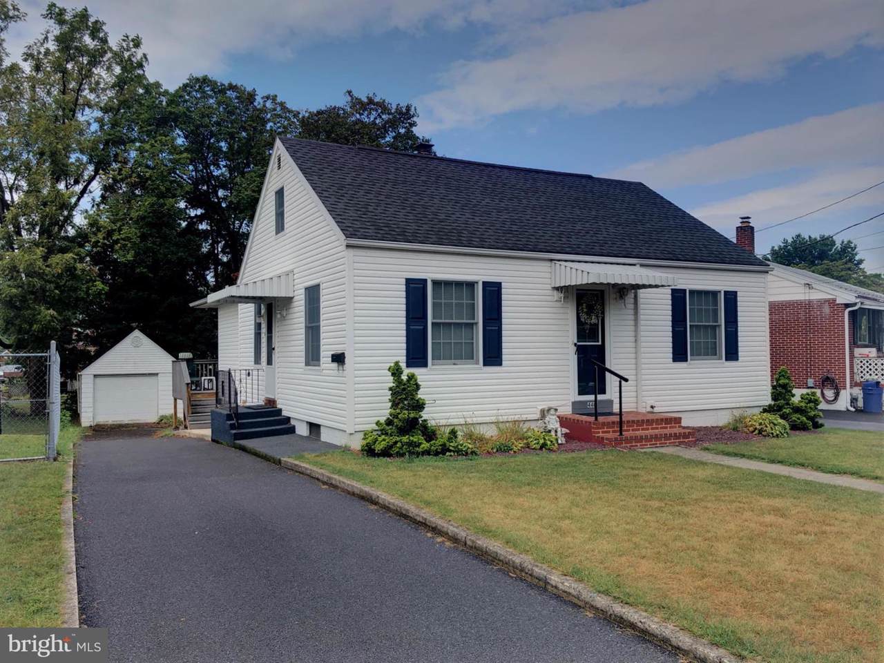 440 Kraiss Avenue - Photo 1