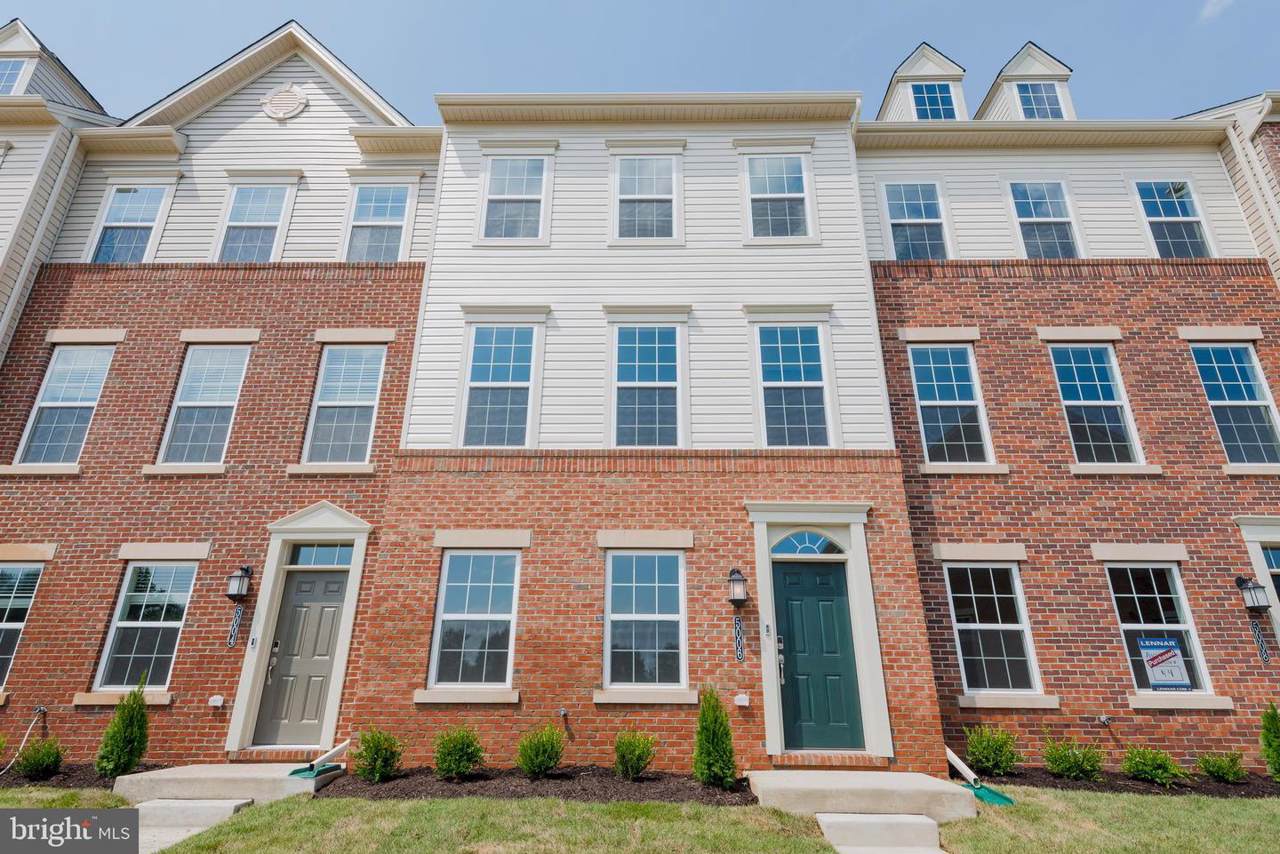 5006 John Buck Avenue - Photo 1