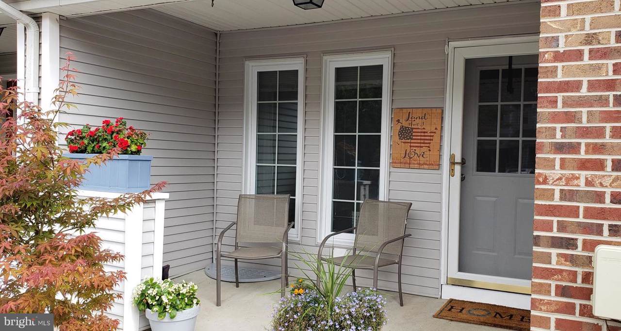 145 Lake Arrowhead Circle - Photo 1