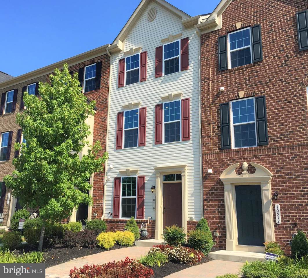 10510 Presidential Parkway - Photo 1