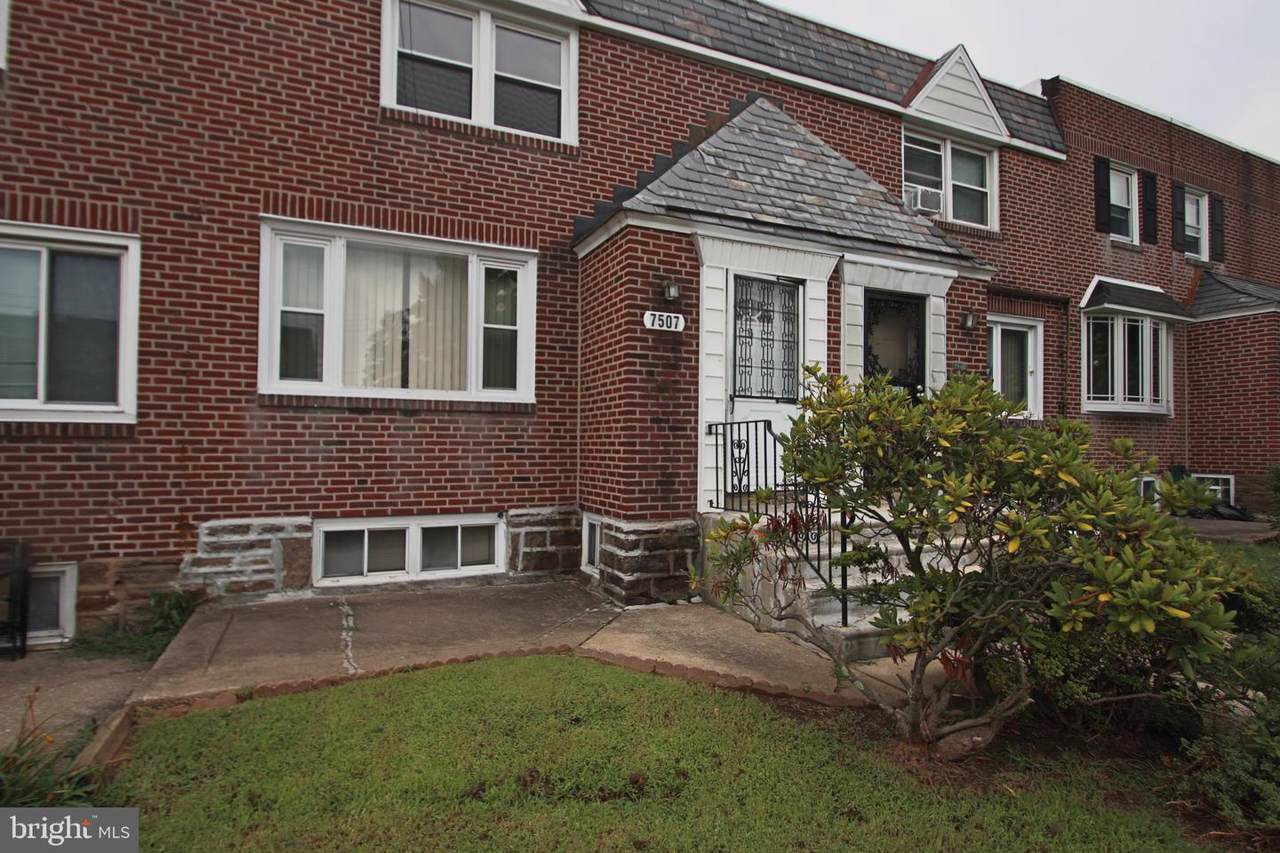 7507 Woodcrest Avenue - Photo 1