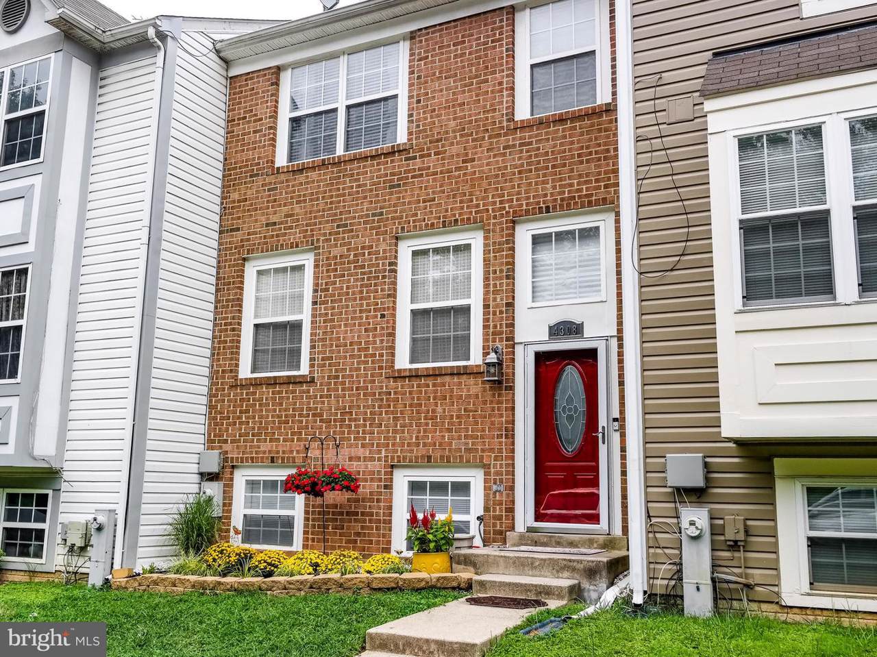 4308 Pinefield Court - Photo 1