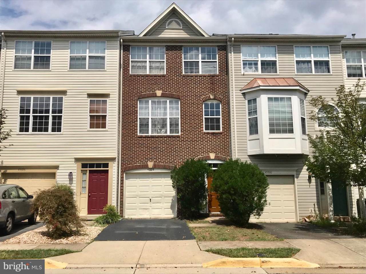 45698 Wembley Central Terrace - Photo 1