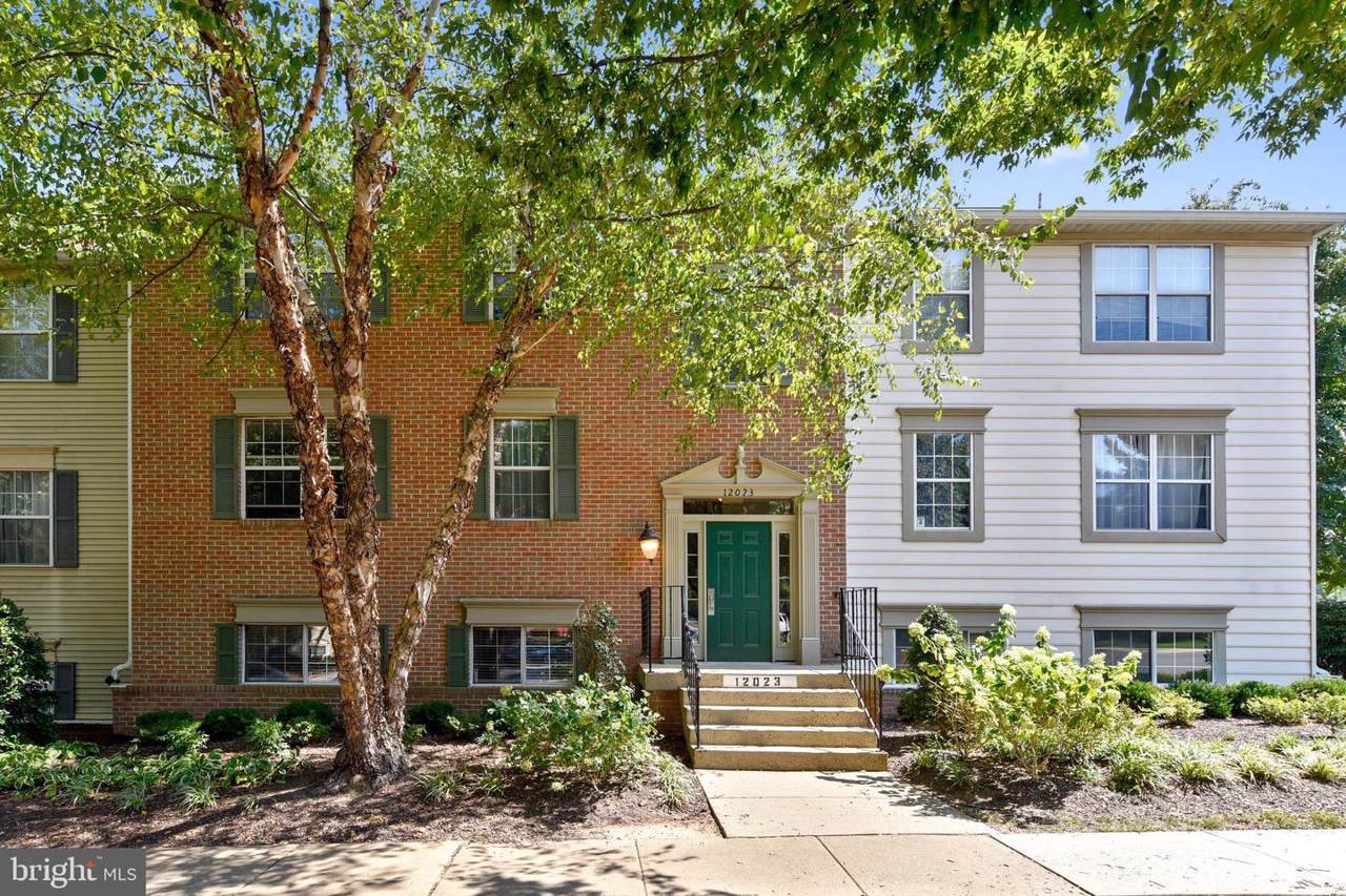12023 Golf Ridge Court - Photo 1