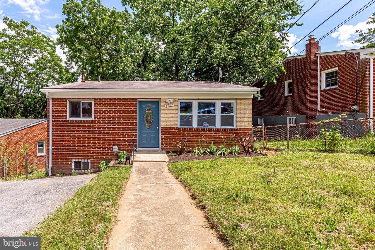 1124 Glacier Avenue - Photo 1