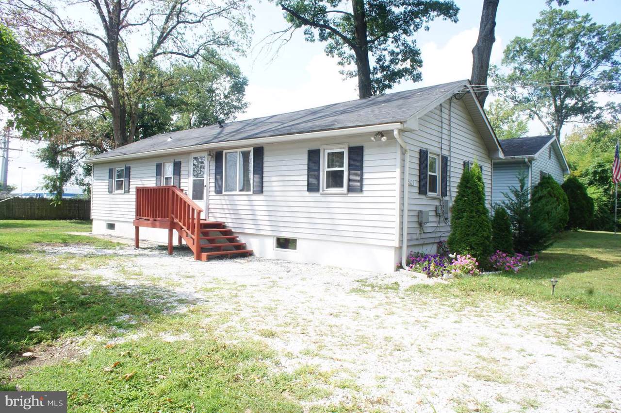 2007 Leland Avenue - Photo 1