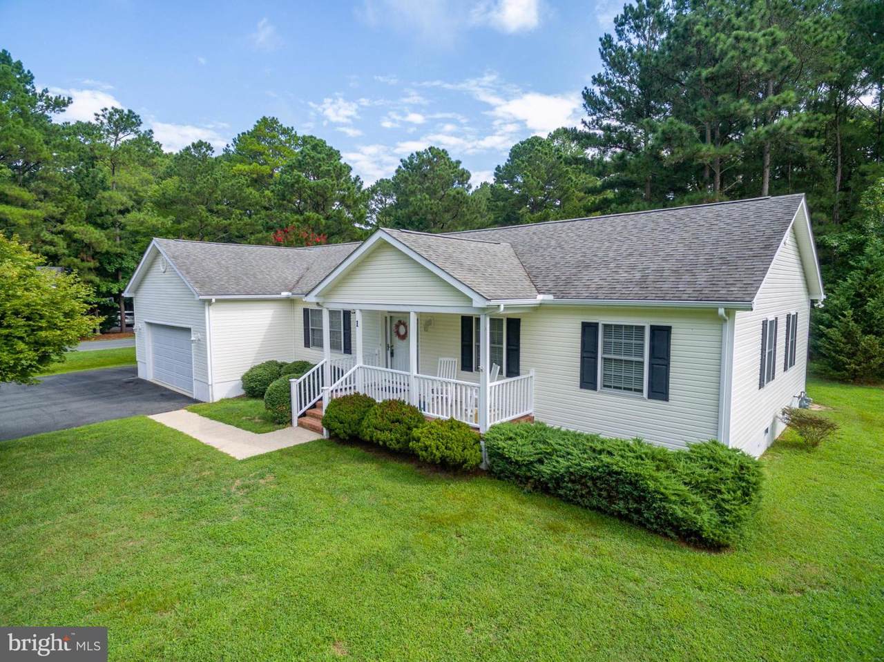 1 Bridgewater Road - Photo 1