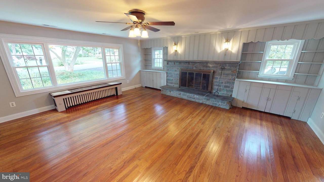 16 Byway Road - Photo 1