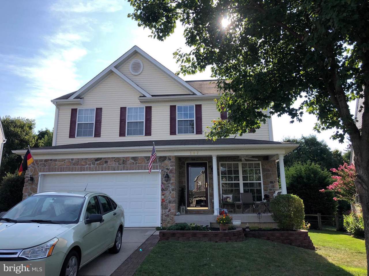 107 Broad Leaf Court - Photo 1