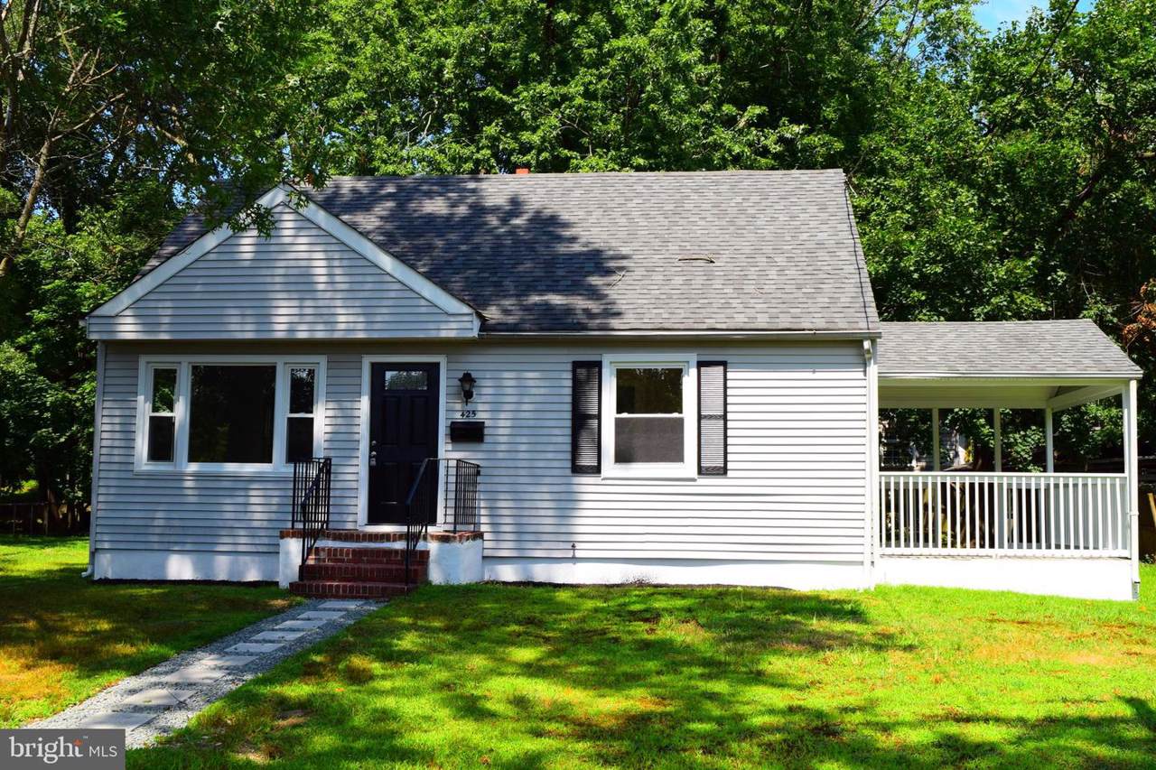 425 Lake Drive - Photo 1
