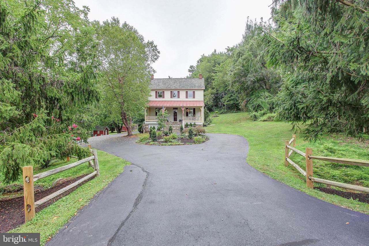 22611 Old Hundred Road - Photo 1 22611 Old Hundred Road - Photo 1