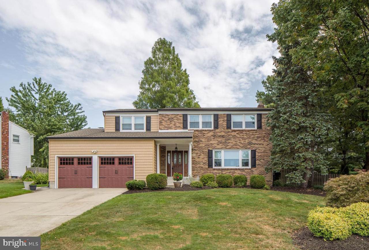 1548 Chalet Drive - Photo 1