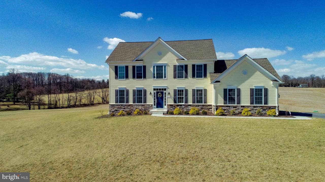 2993 Lovell Drive - Photo 1