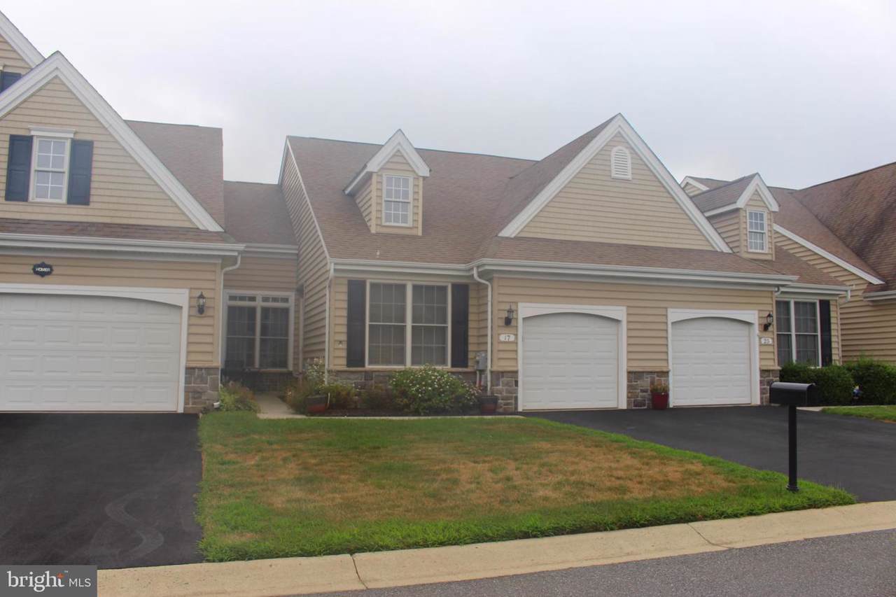 17 Larkspur Lane - Photo 1