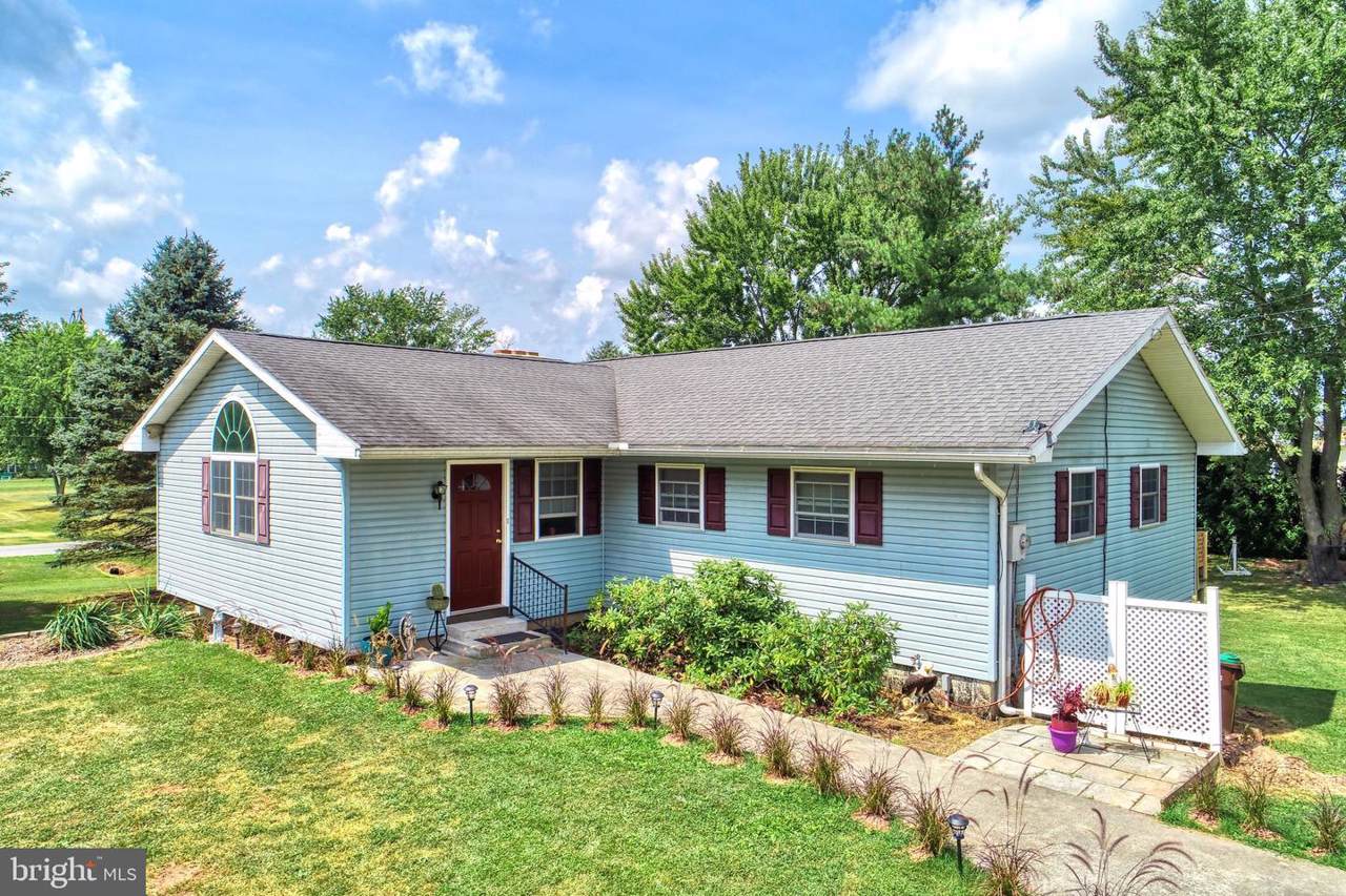 667 Grant Drive - Photo 1