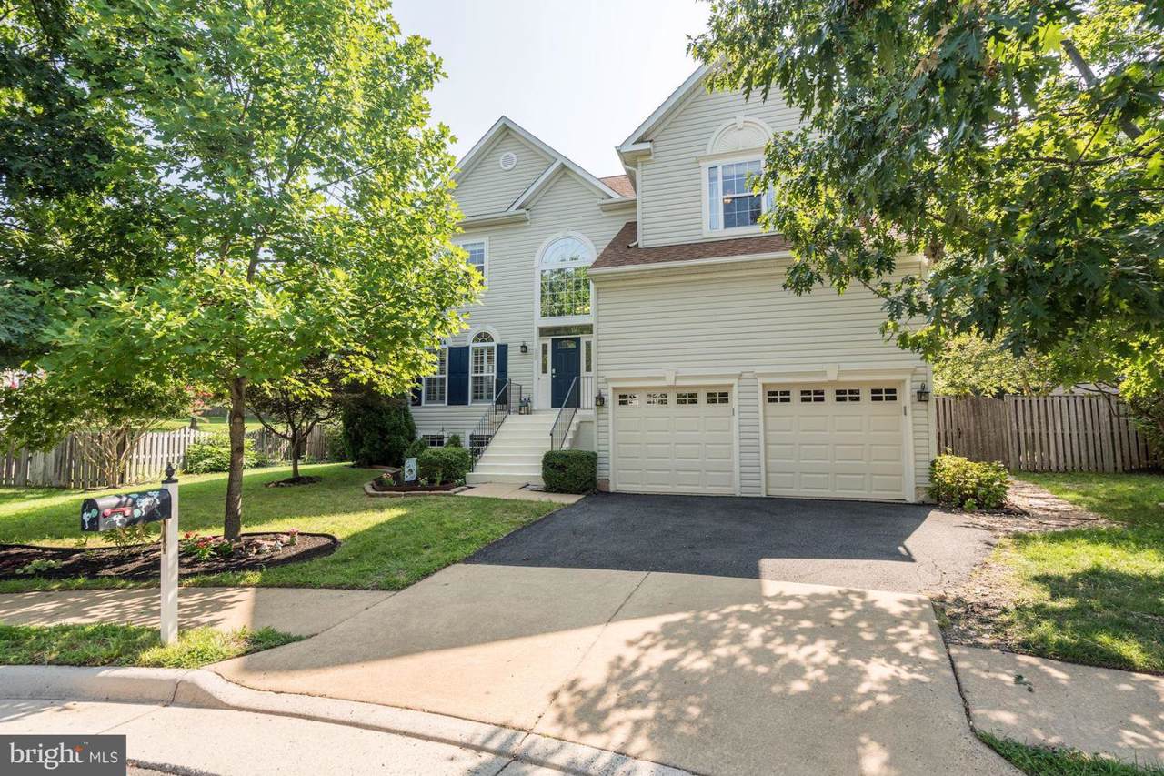 112 Field Court - Photo 1