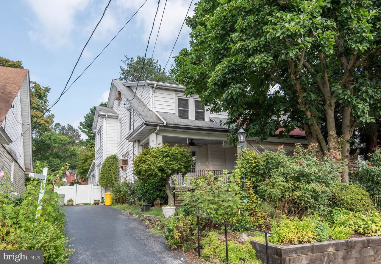 472 Brookhurst Avenue - Photo 1