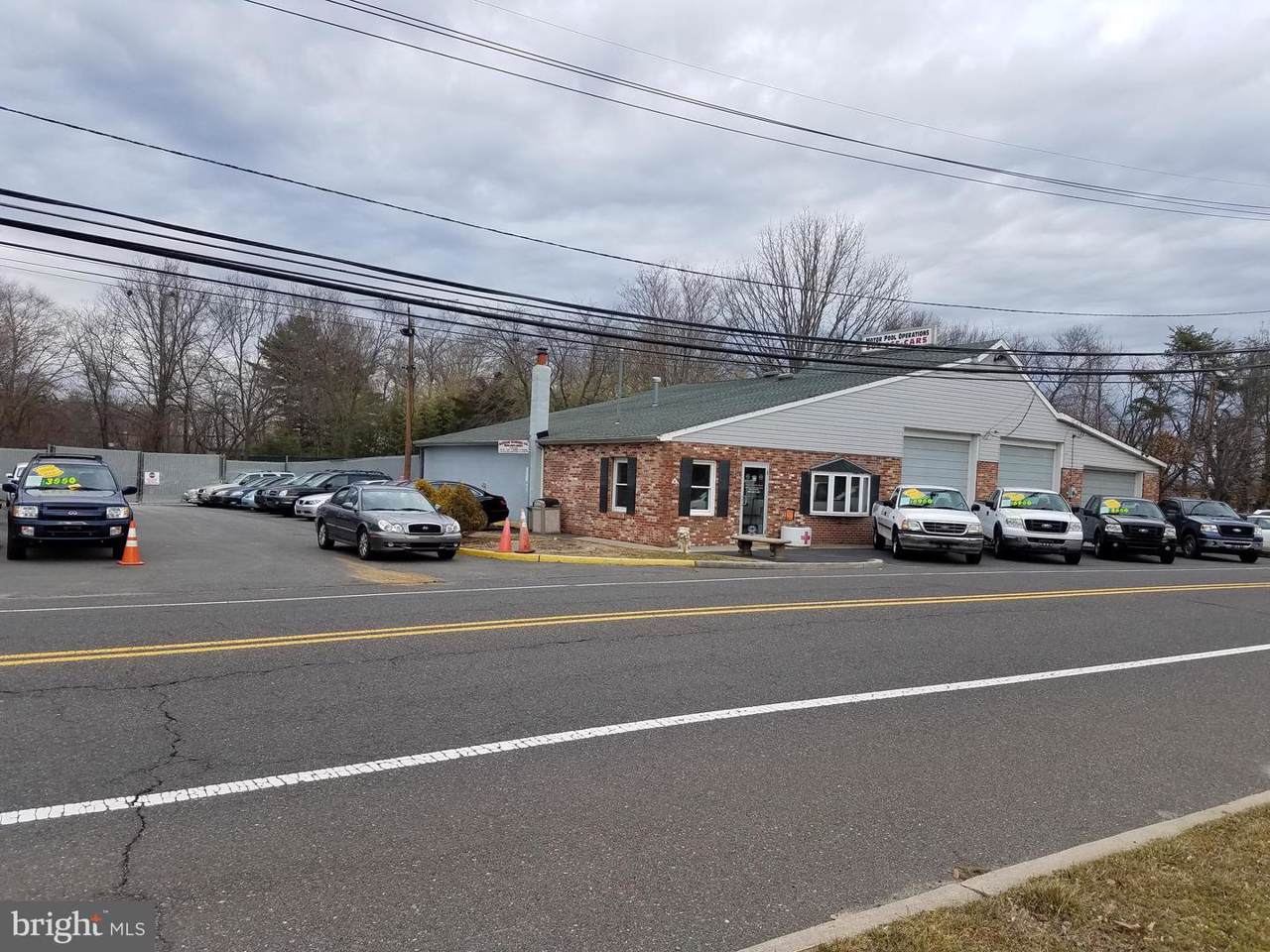 10 Mount Laurel Road - Photo 1