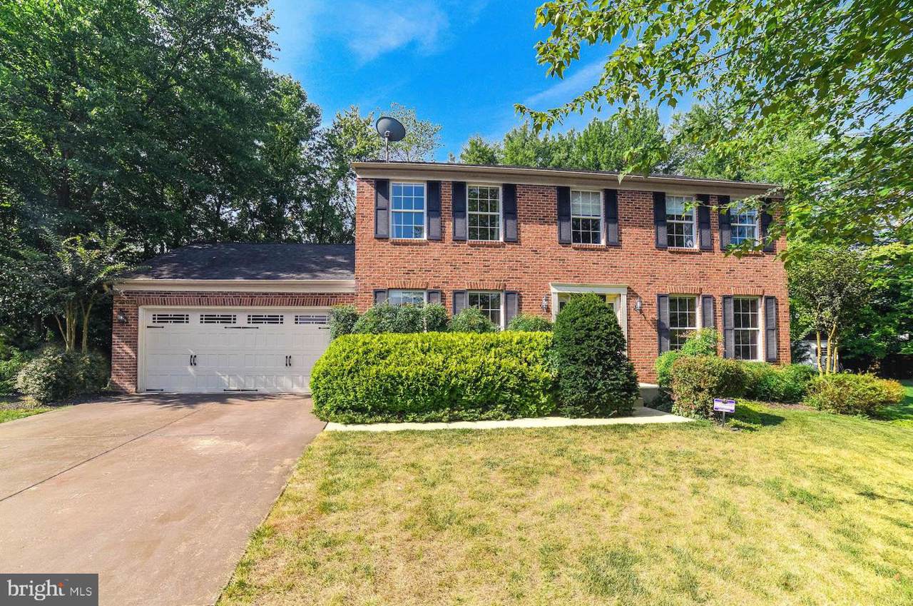 10365 Chamberlin Court - Photo 1