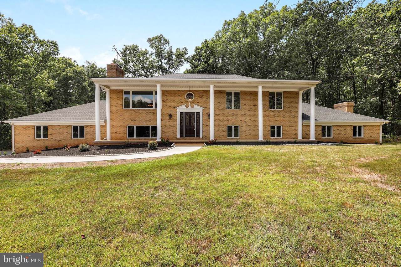 7040 Venus Court - Photo 1