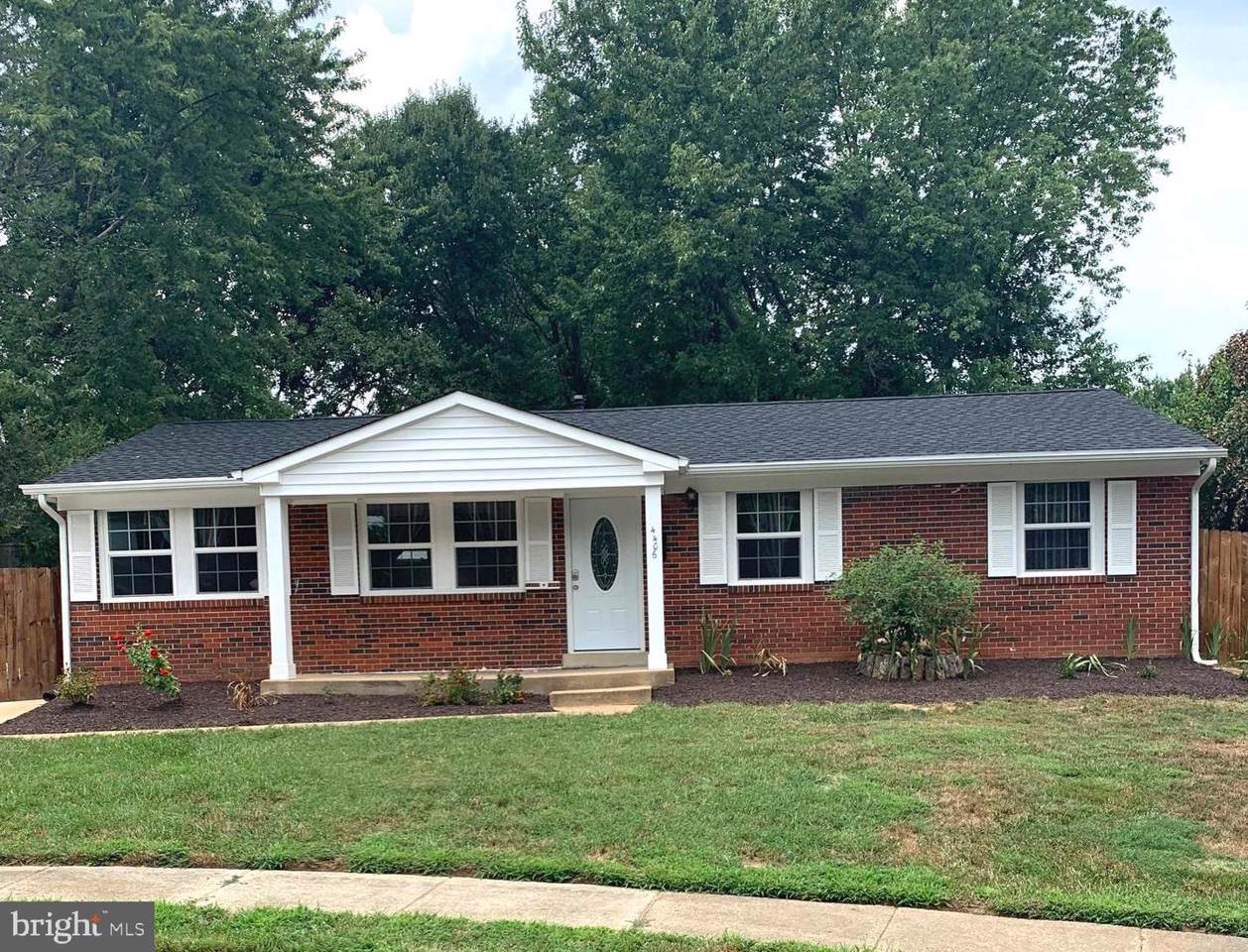 4406 Hartford Court - Photo 1