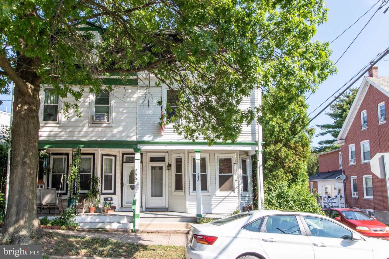 253 1ST Avenue - Photo 1
