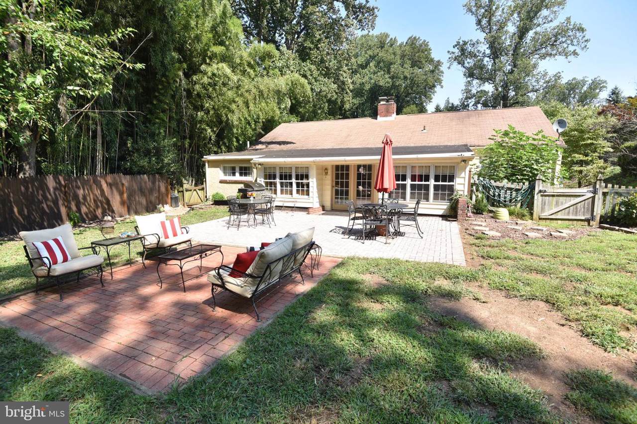 405 Range Road - Photo 1