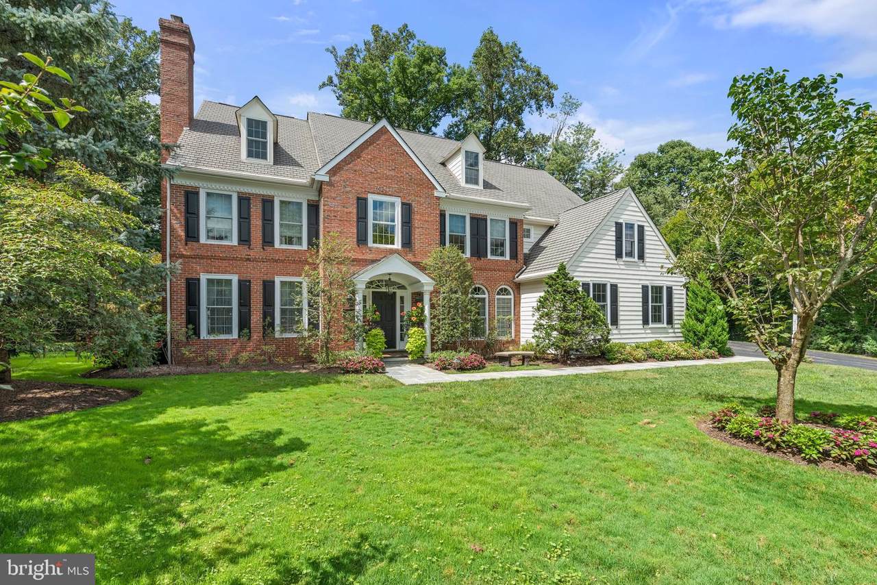 321 Durham Drive - Photo 1