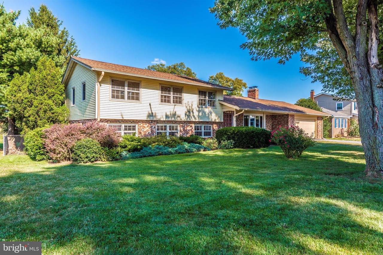 4 Kenneth Drive - Photo 1
