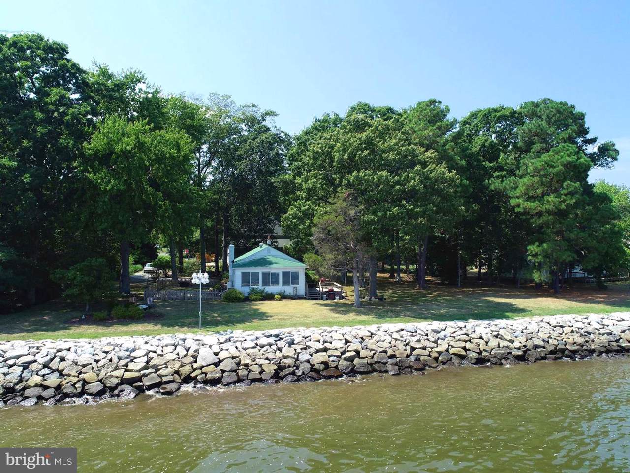 836 Bay Front Avenue - Photo 1