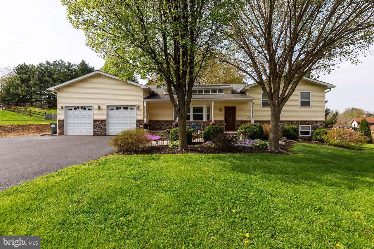 7396 Hillside Turn - Photo 1