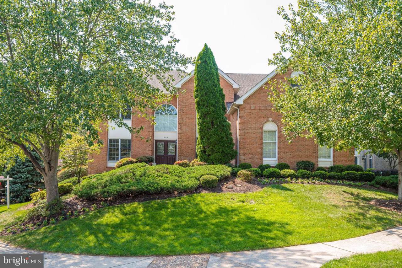 10991 Clover Hunt Court - Photo 1