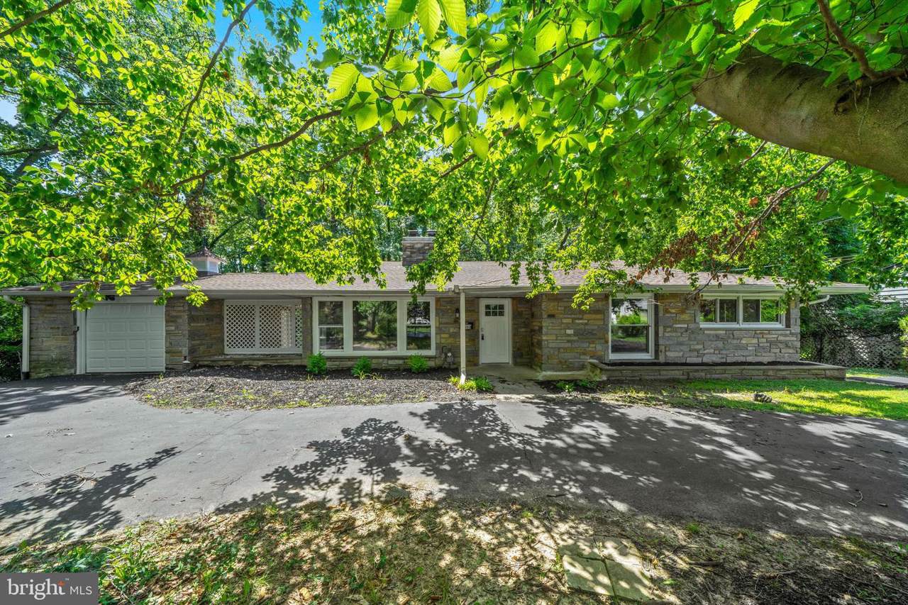 1306 Providence Road - Photo 1