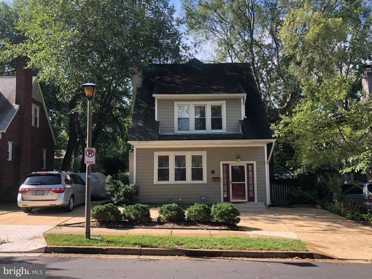 622 25TH Street - Photo 1