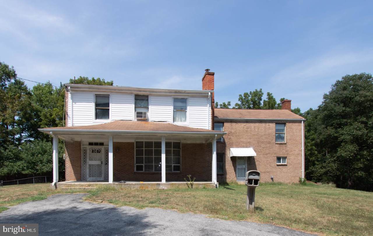 7831 Woodyard Road - Photo 1