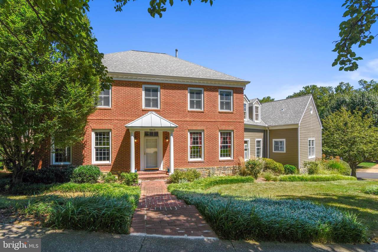 5843 Aspen Wood Court - Photo 1