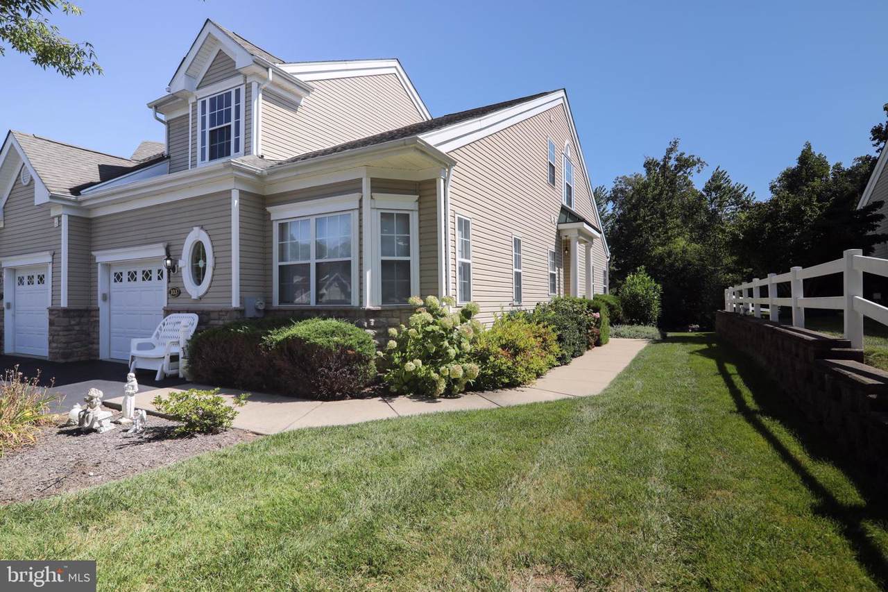 103 Dresner Circle - Photo 1