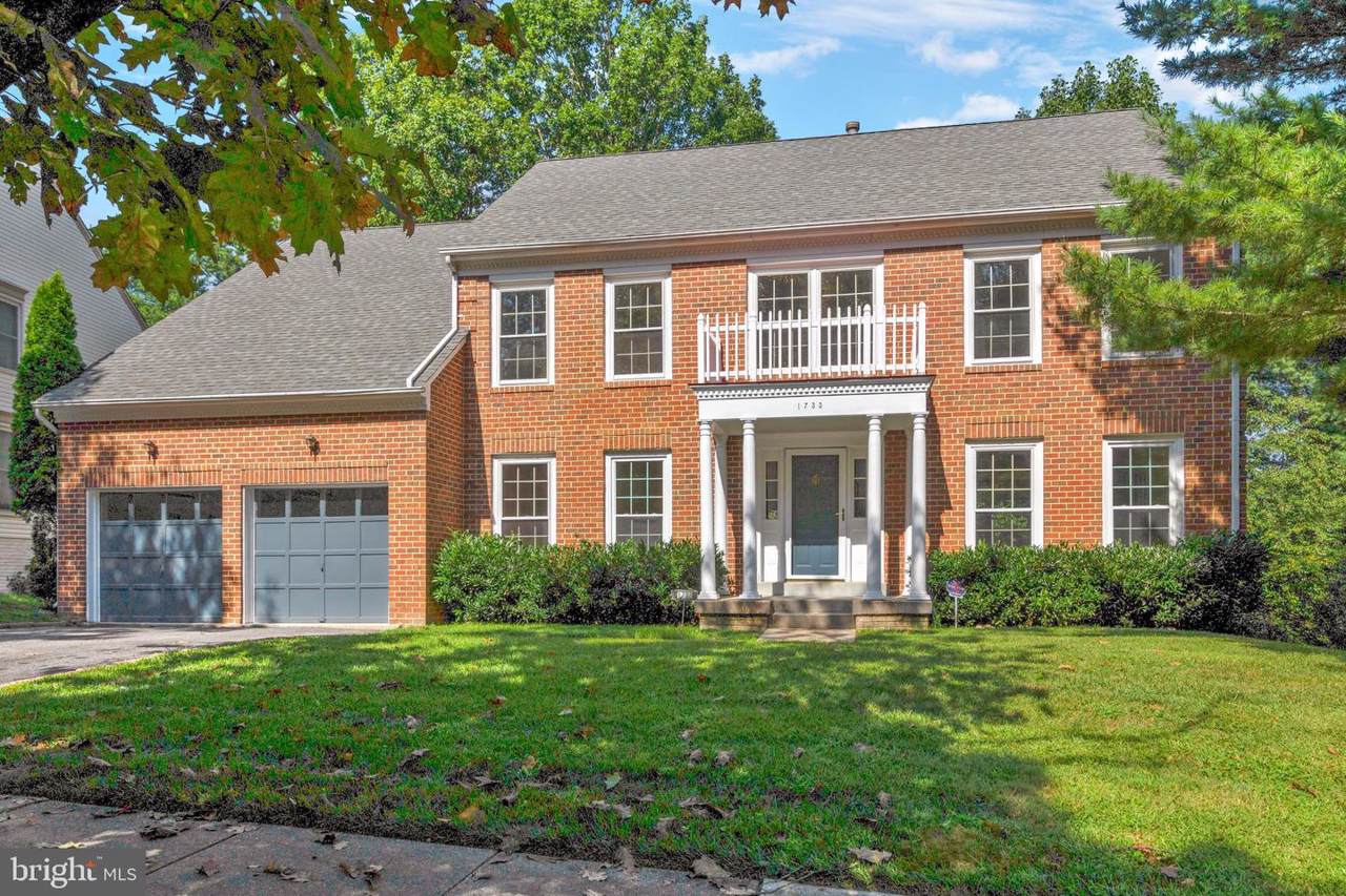 1733 Hutchinson Lane - Photo 1