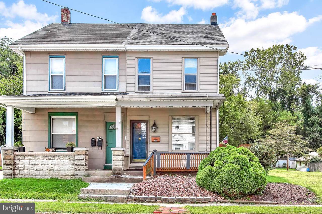 202 2ND Street - Photo 1
