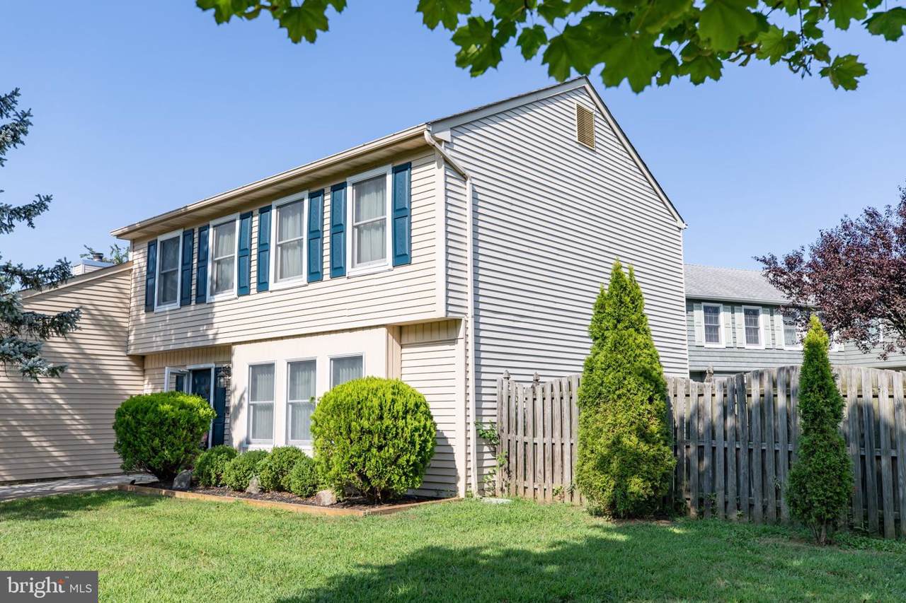 15 Firethorn Drive - Photo 1