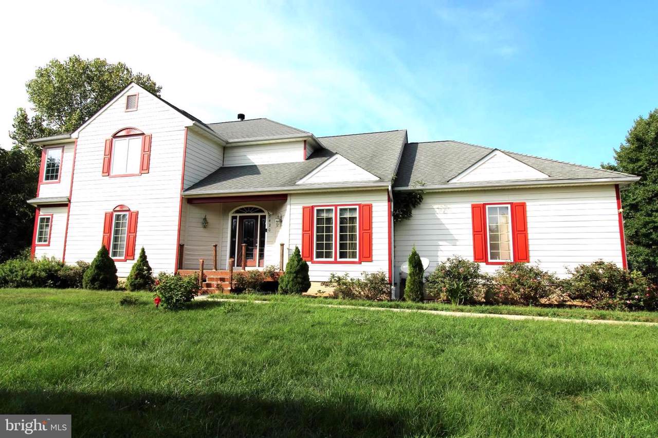 3420 Old Walnut Avenue - Photo 1