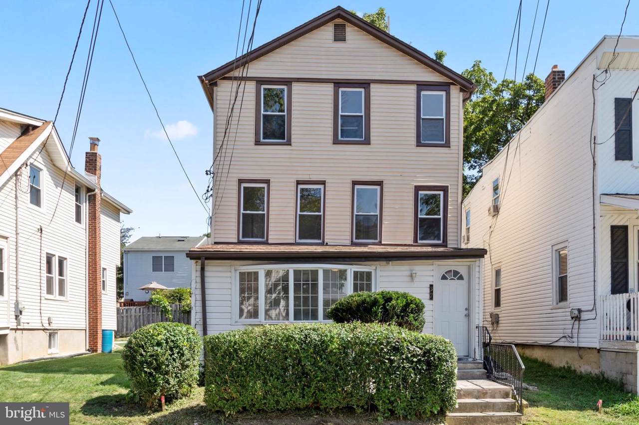 37 Harding Avenue - Photo 1