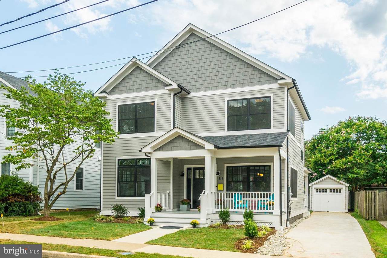 111 E Howell Avenue - Photo 1